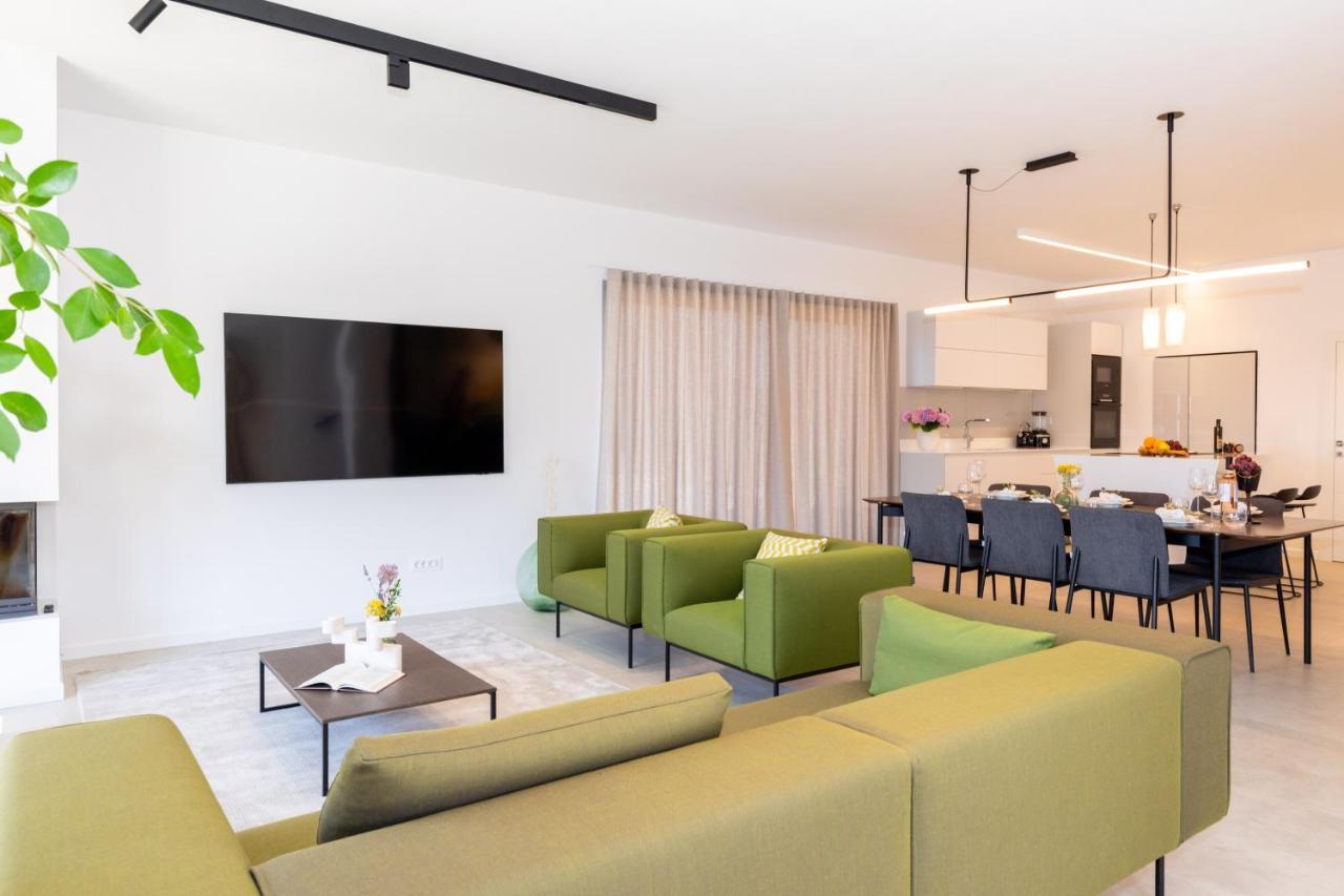 Luxury House Natanel Villa Skrip Bagian luar foto