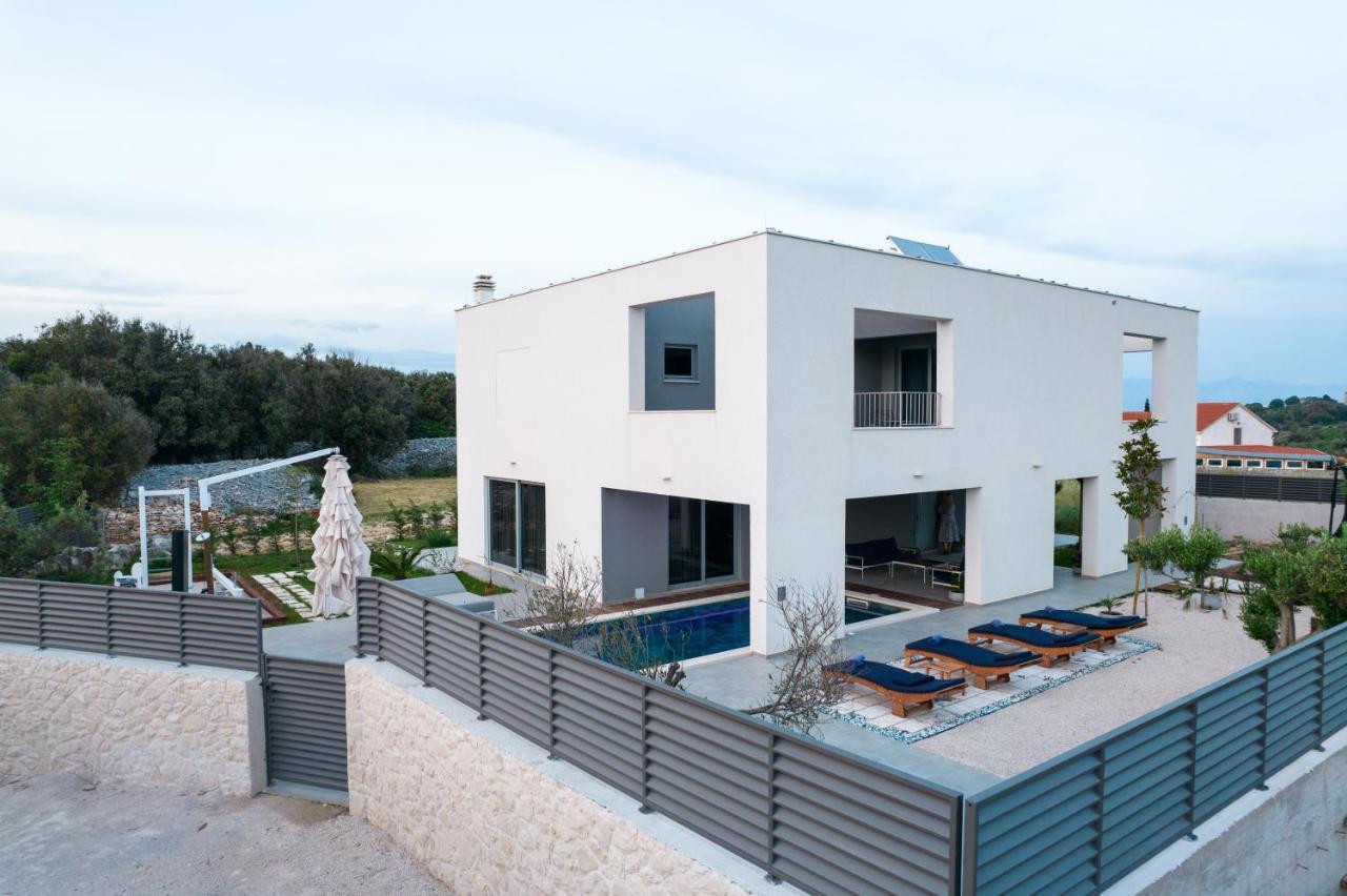 Luxury House Natanel Villa Skrip Bagian luar foto