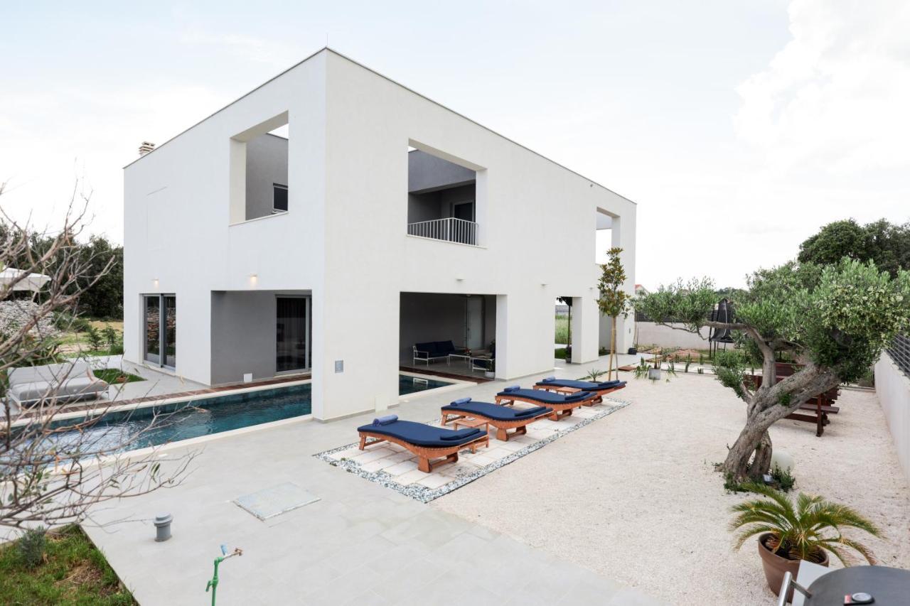 Luxury House Natanel Villa Skrip Bagian luar foto